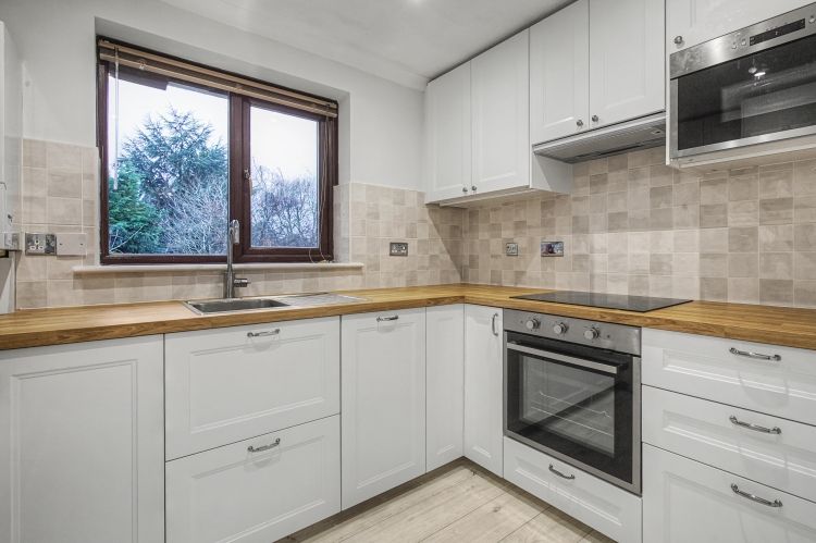 Property photo 3 of 11 321242