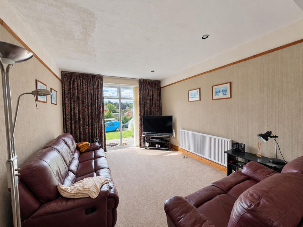 Property photo 3 of 16 1.Png