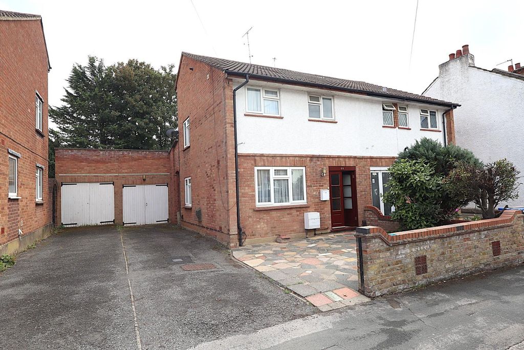 Property photo 1 of 12