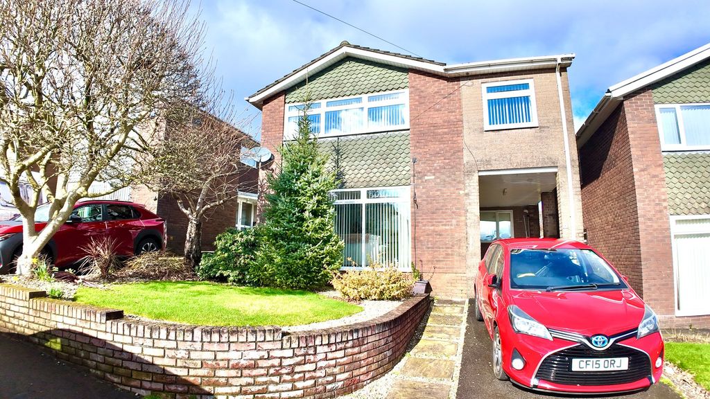 Property photo 1 of 30