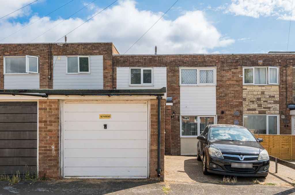 Property photo 1 of 10 1496402-3-6A68Fad...