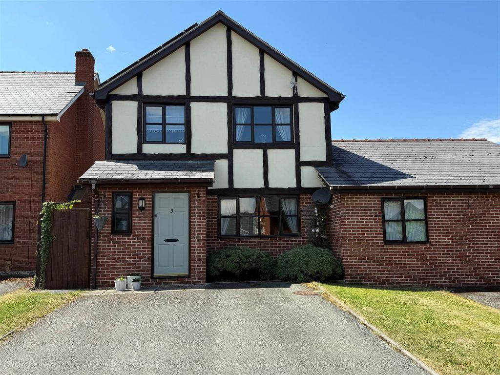 Property photo 1 of 16 Front.Jpg