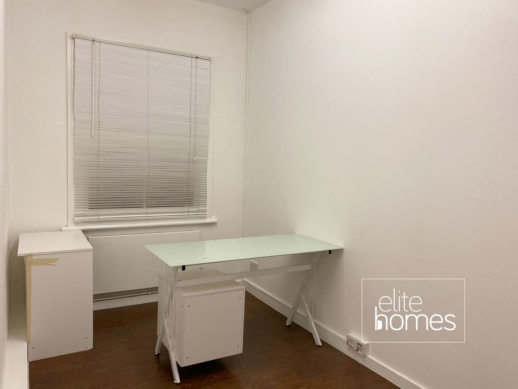 Property photo 1 of 3