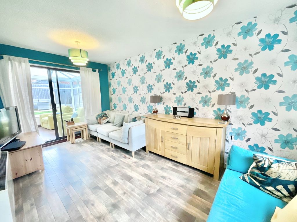 Property photo 2 of 16