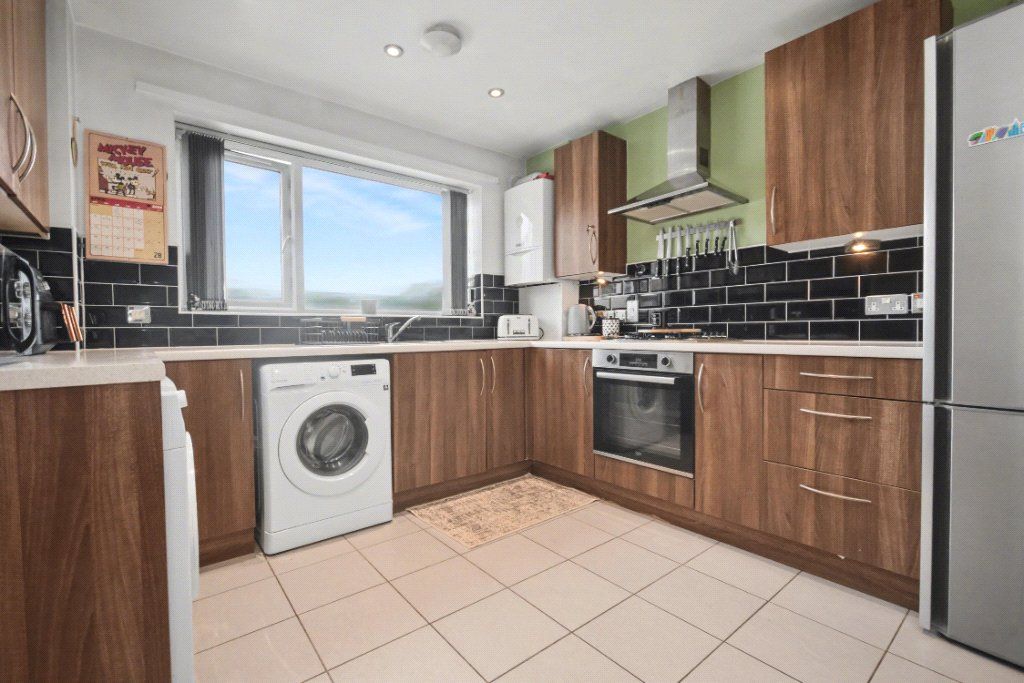 Property photo 3 of 17 Picture No. 18