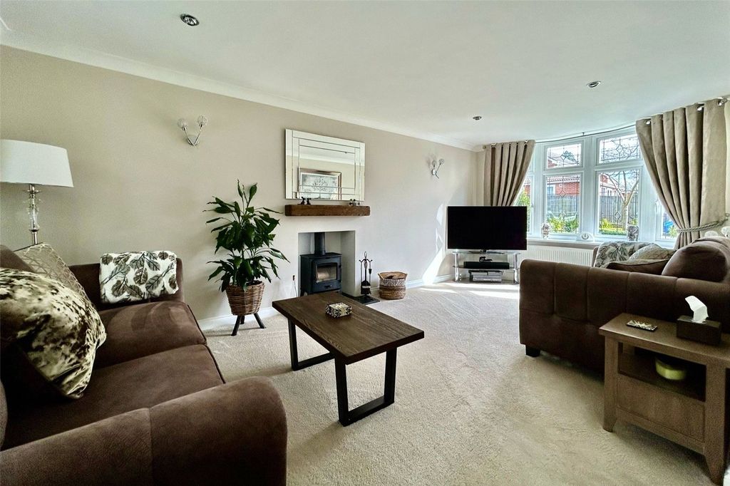 Property photo 3 of 23 Picture No. 31