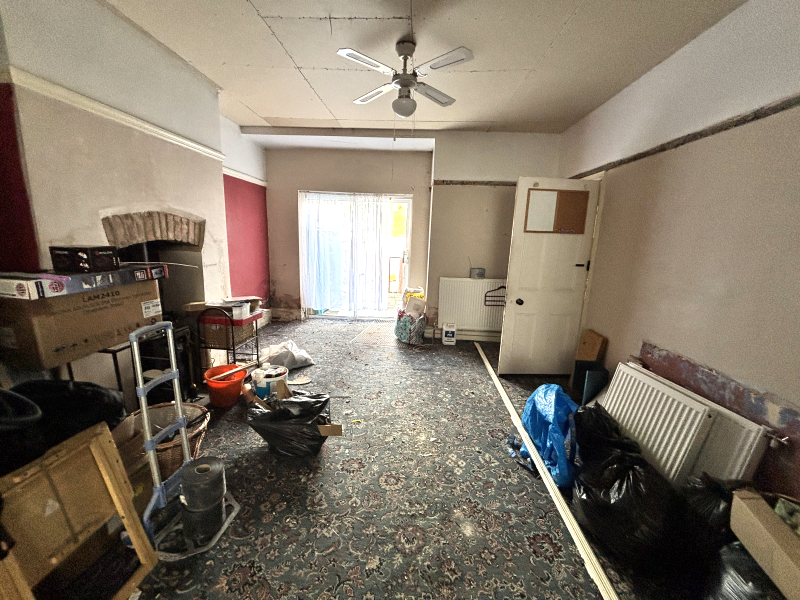 Property photo 3 of 21 Gallery