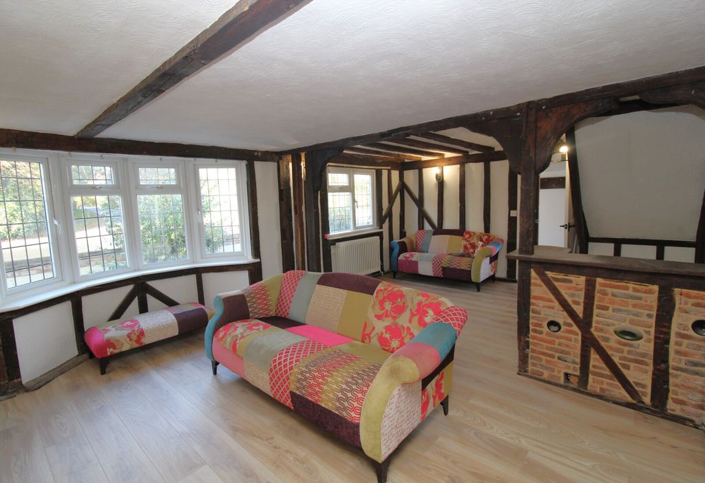 Property photo 3 of 15 Lounge View 3