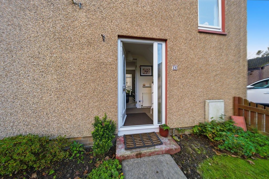 Property photo 2 of 21