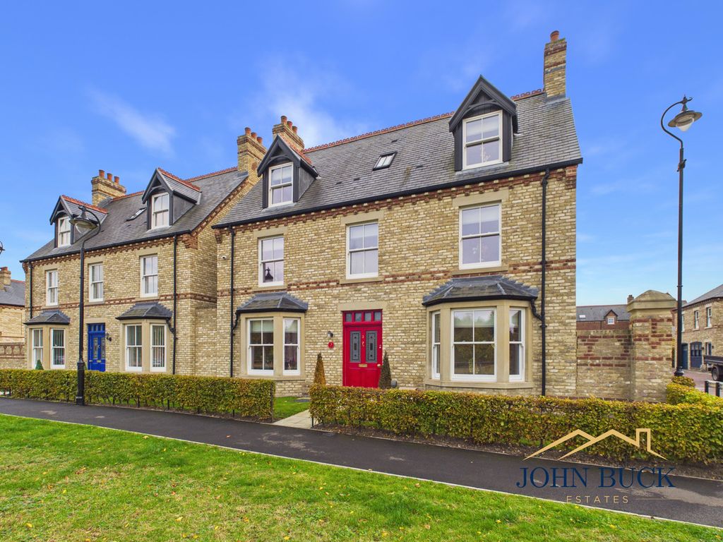 Property photo 1 of 34