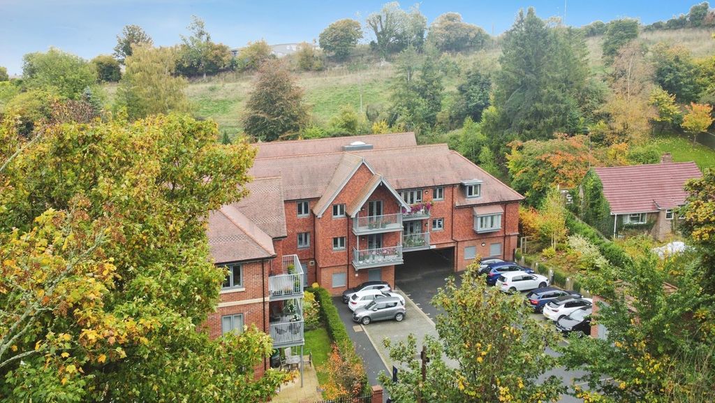 Property photo 1 of 21