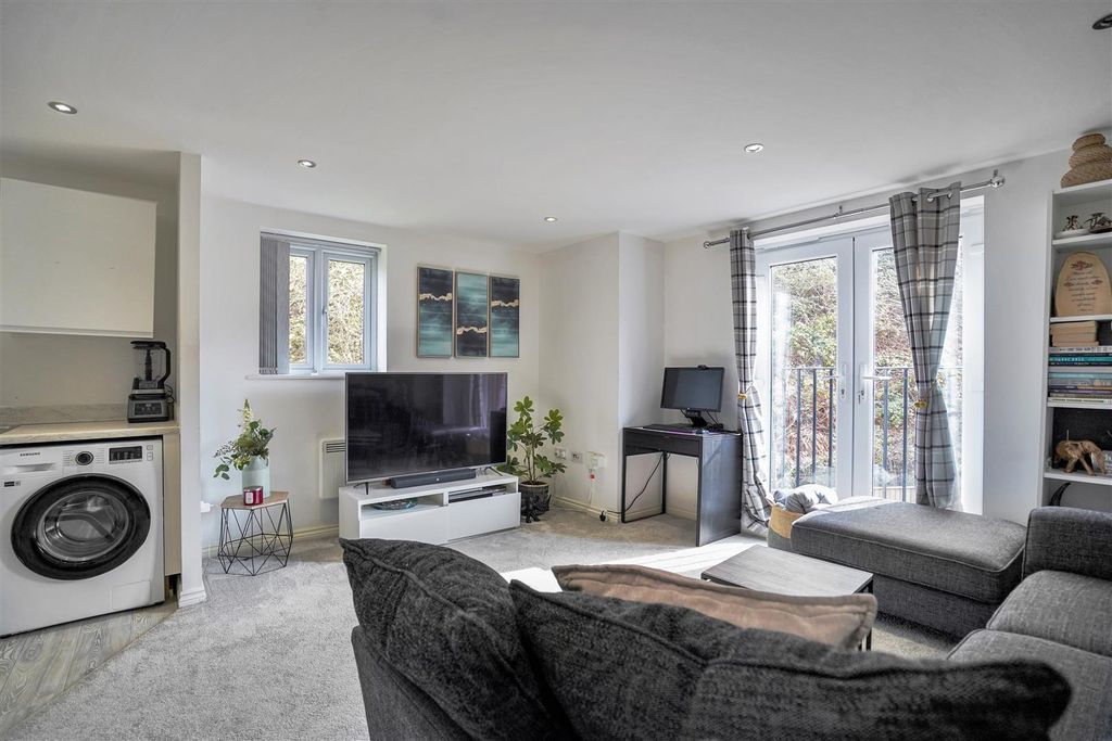 Property photo 2 of 16 Open Plan Living Space: