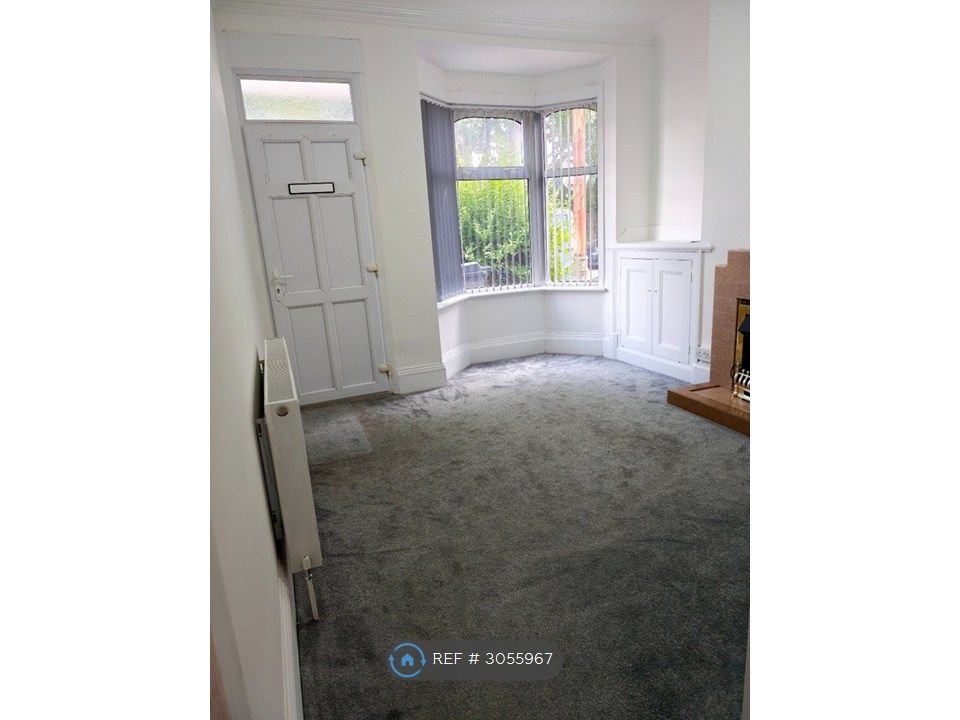 Property photo 2 of 10 Lounge