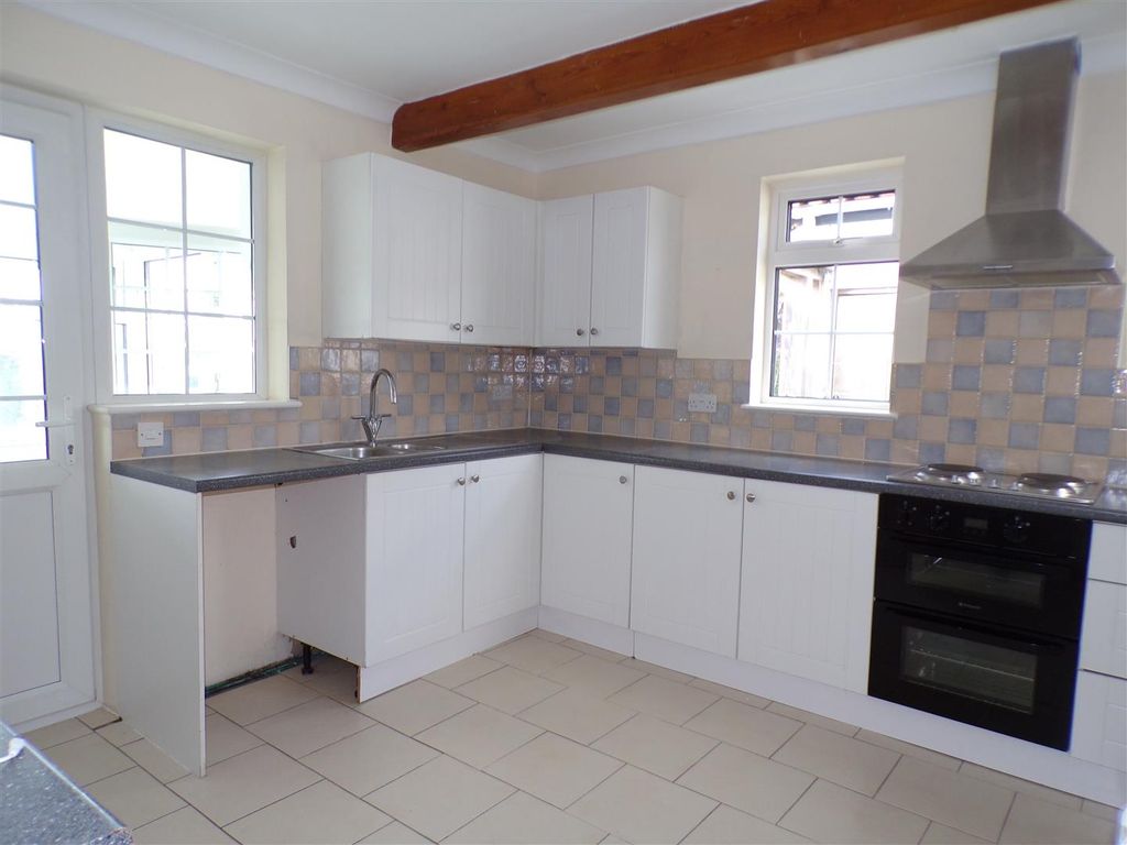 Property photo 3 of 11 106_1043.Jpg