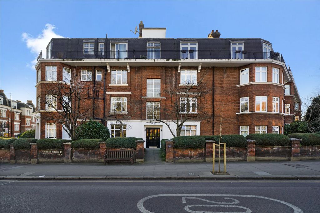 Property photo 1 of 23 Picture No. 32