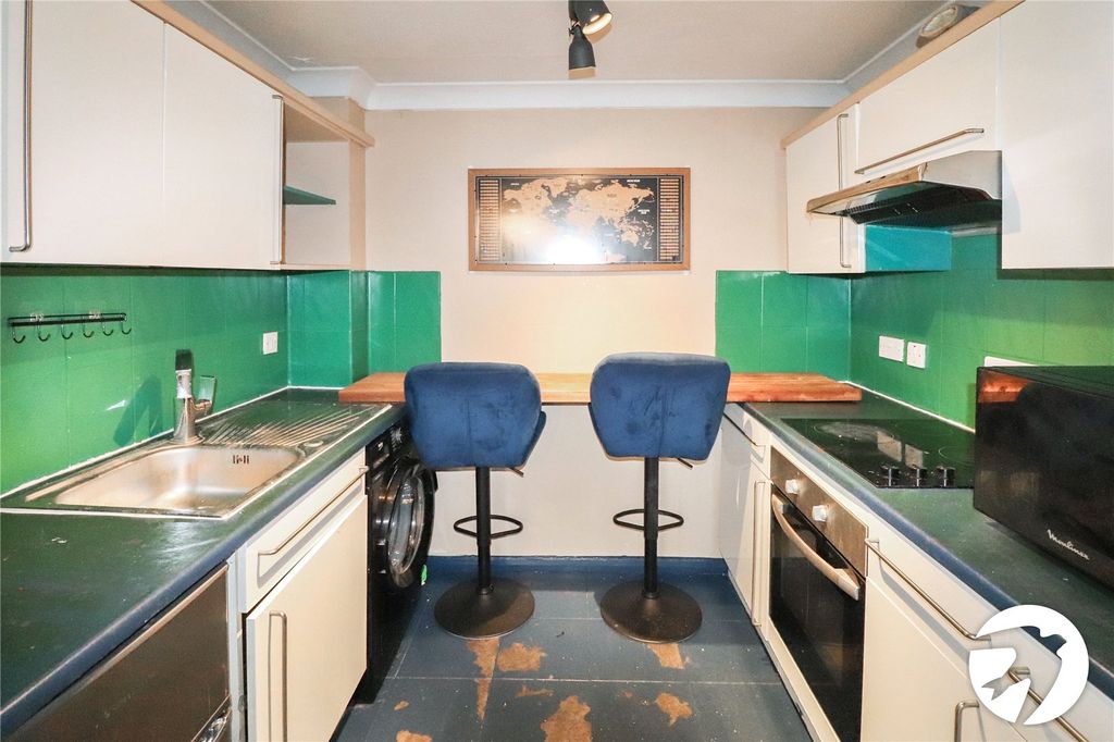 Property photo 2 of 12 Picture No. 22