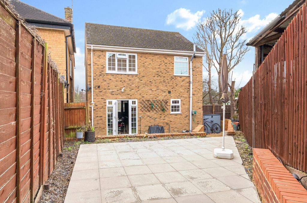 Property photo 2 of 23 1408281-16-6994B8...