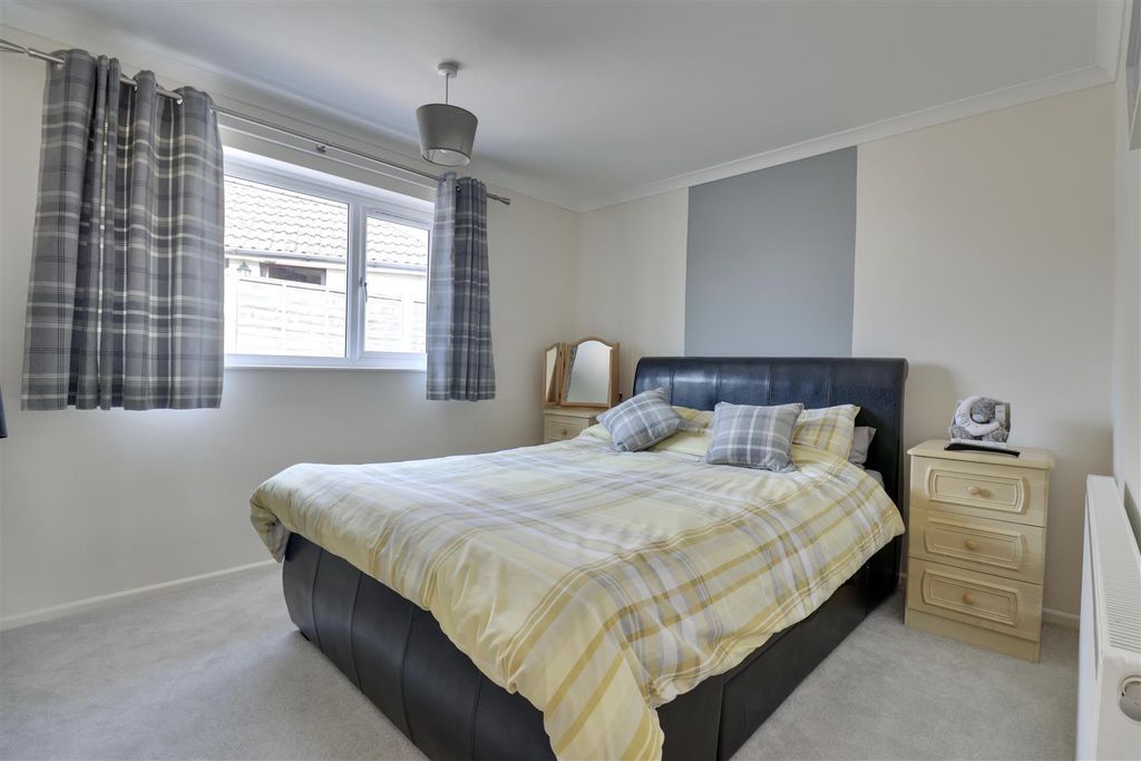 Property photo 3 of 17 8D8F3682-Ca30-4Efe-Aa43-Ae8D95D7A6C6_1_201_A.Jpeg