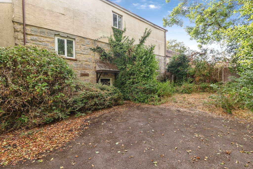 Property photo 1 of 19 Pbox-Img.Jpg