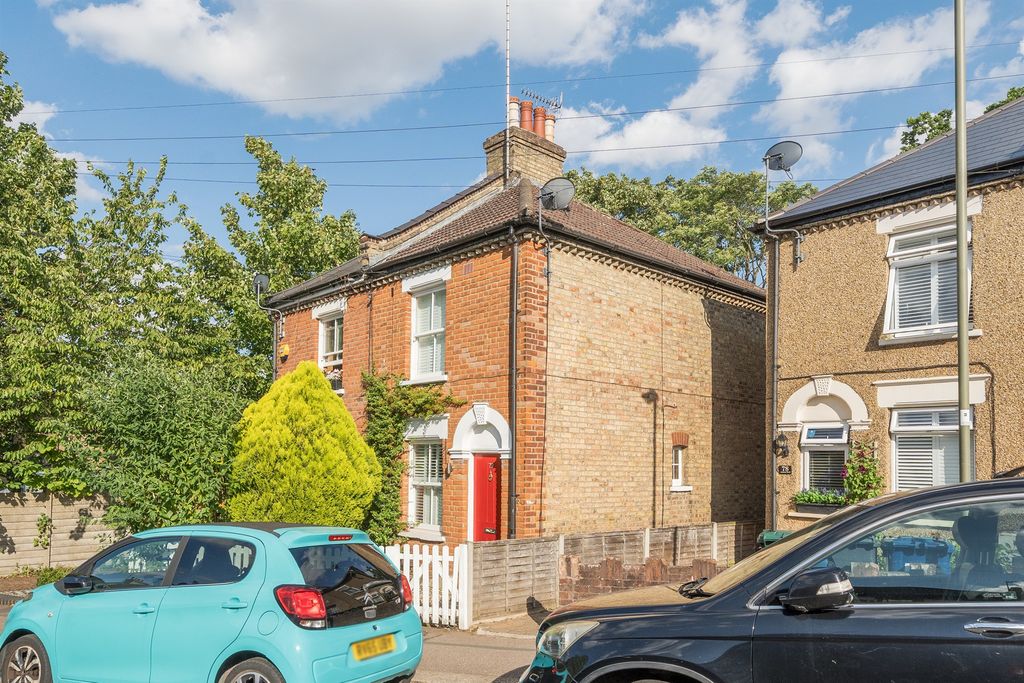 Property photo 1 of 12