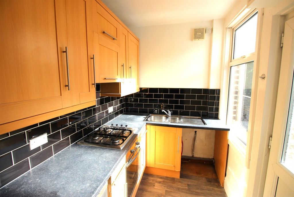 Property photo 2 of 9 2 - .Jpg
