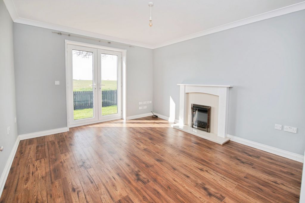 Property photo 2 of 36 3913342