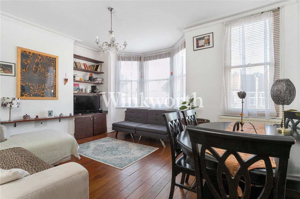 Property photo 2 of 12 Picture No. 03