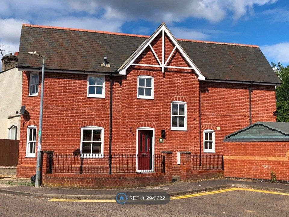 Property photo 2 of 19