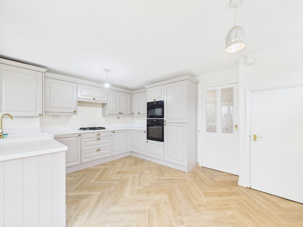 Property photo 3 of 15 Photo 3