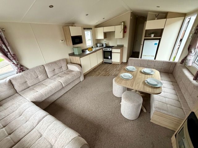 Property photo 3 of 3