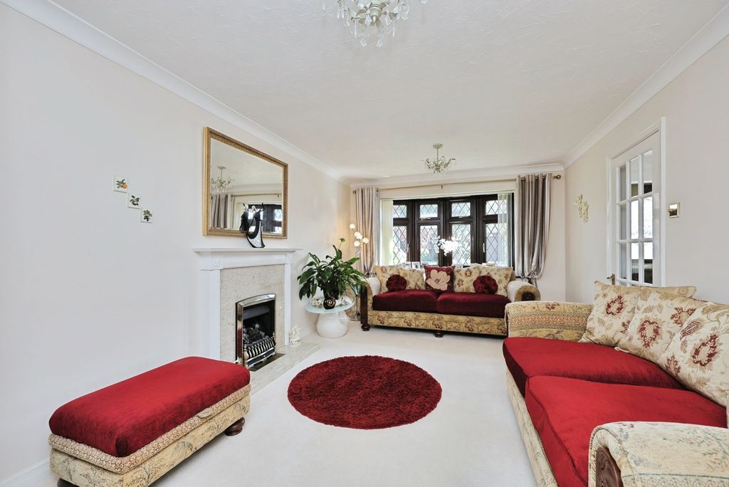 Property photo 3 of 17 Pbox-Img.Jpg