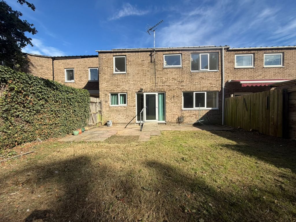 Property photo 2 of 8 Rear Garden