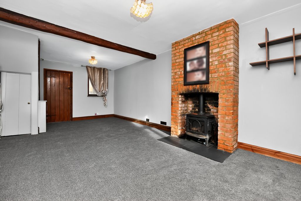 Property photo 2 of 16