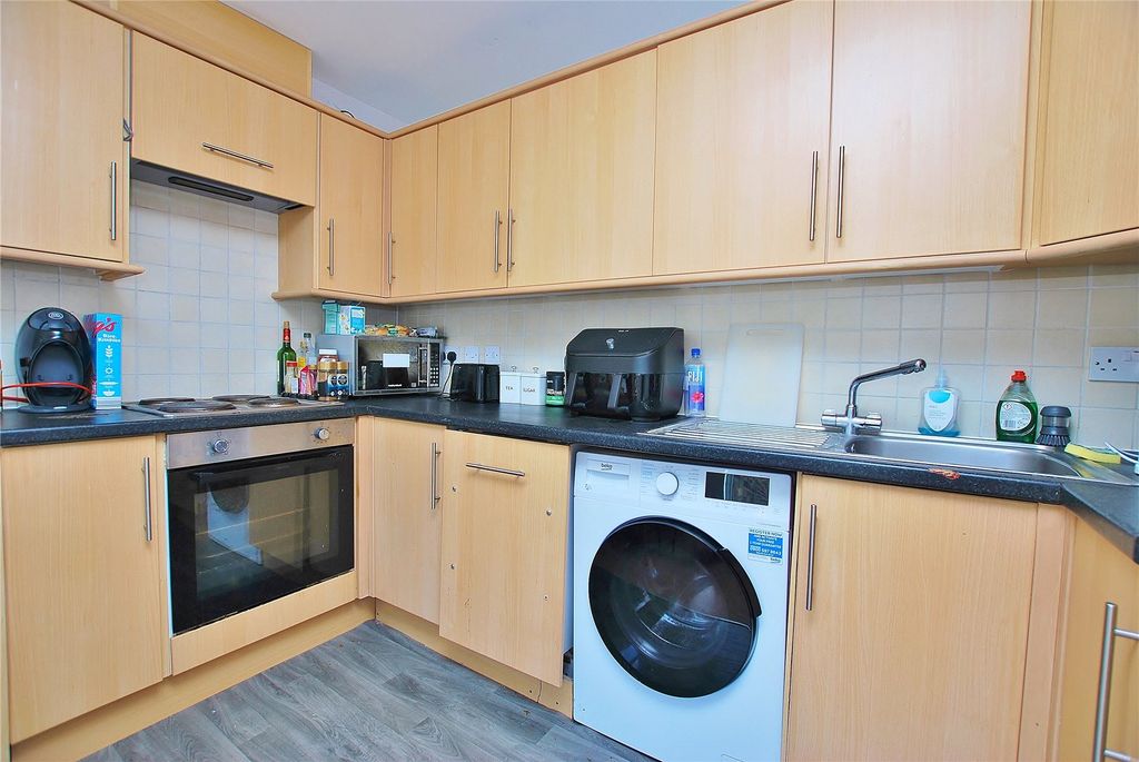 Property photo 2 of 7 Picture No. 06