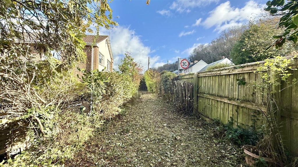 Property photo 2 of 15 Img_3708.Jpg