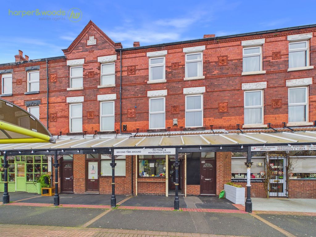 Property photo 1 of 32