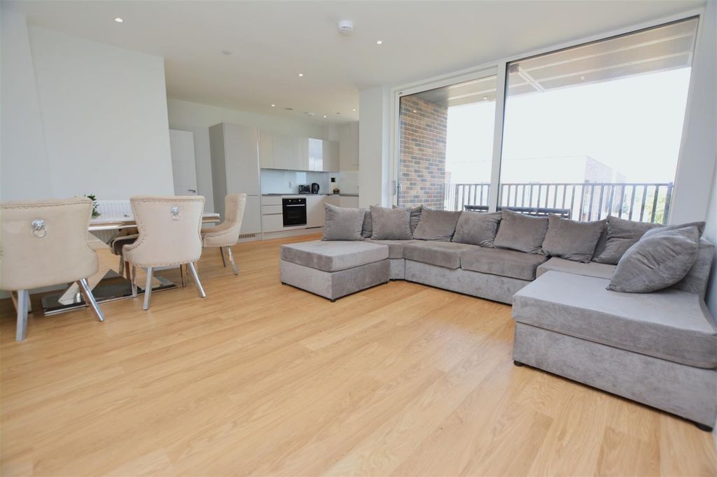 Property photo 1 of 11 Picture No. 04