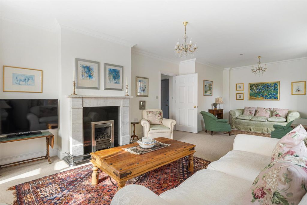 Property photo 2 of 29 010A6345-Hdr.Jpg