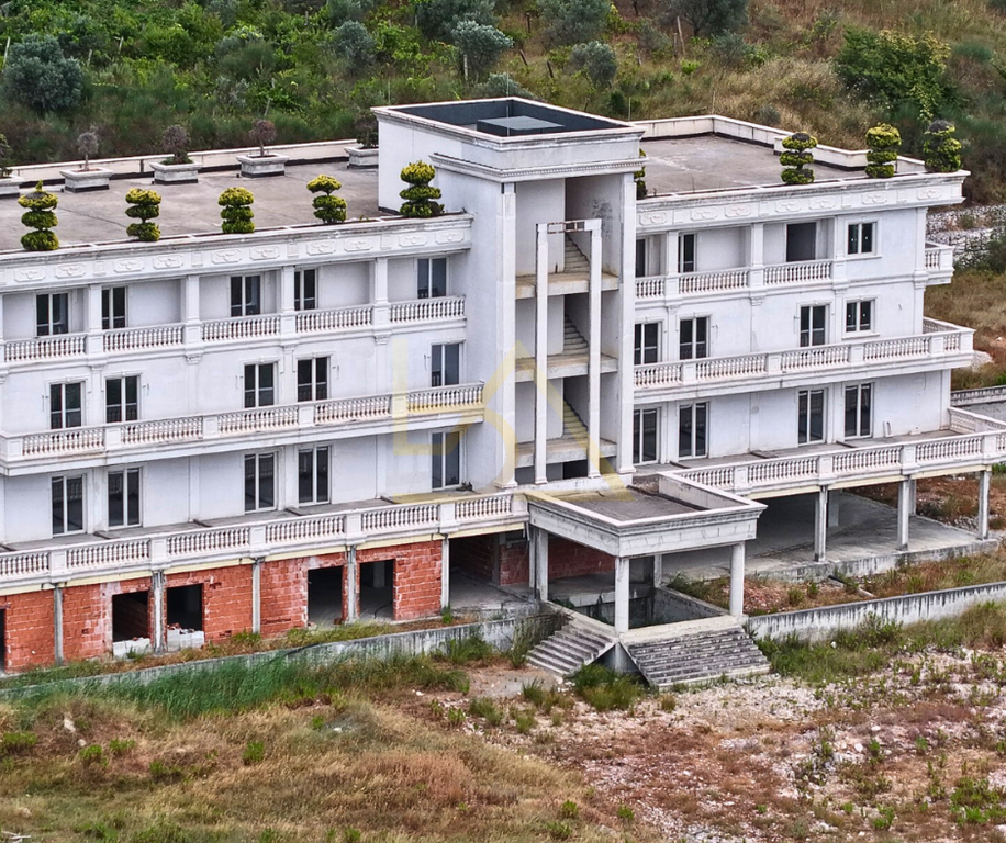 Property photo 3 of 5