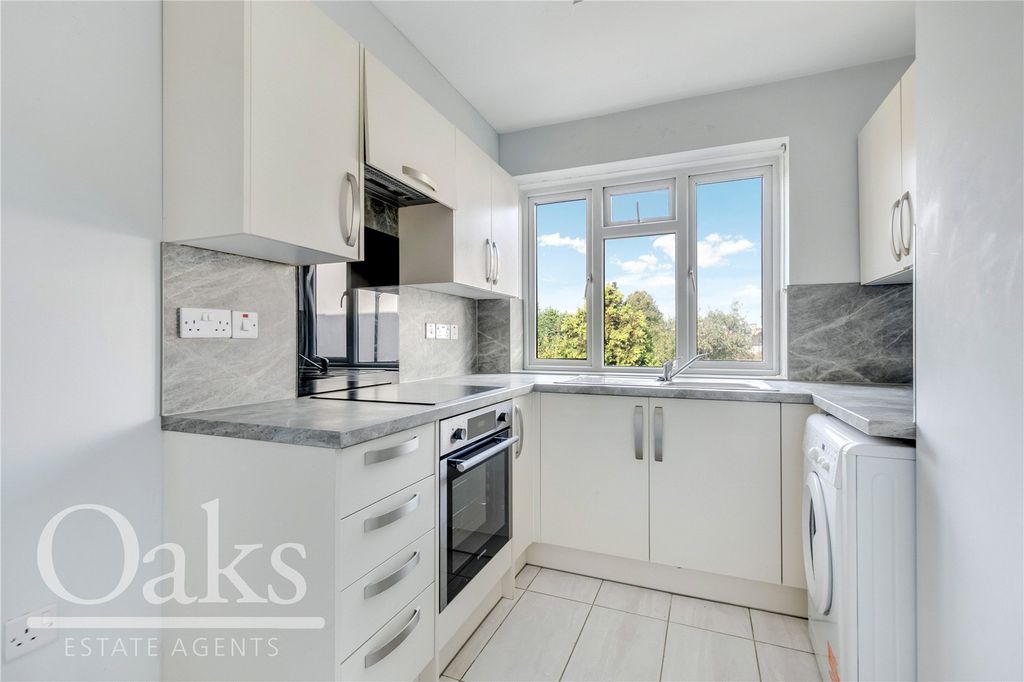 Property photo 3 of 8 Picture No. 04