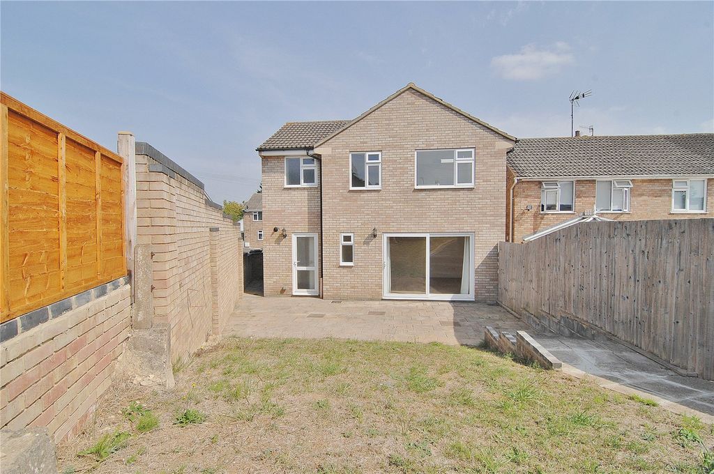 Property photo 1 of 20 Picture No. 07