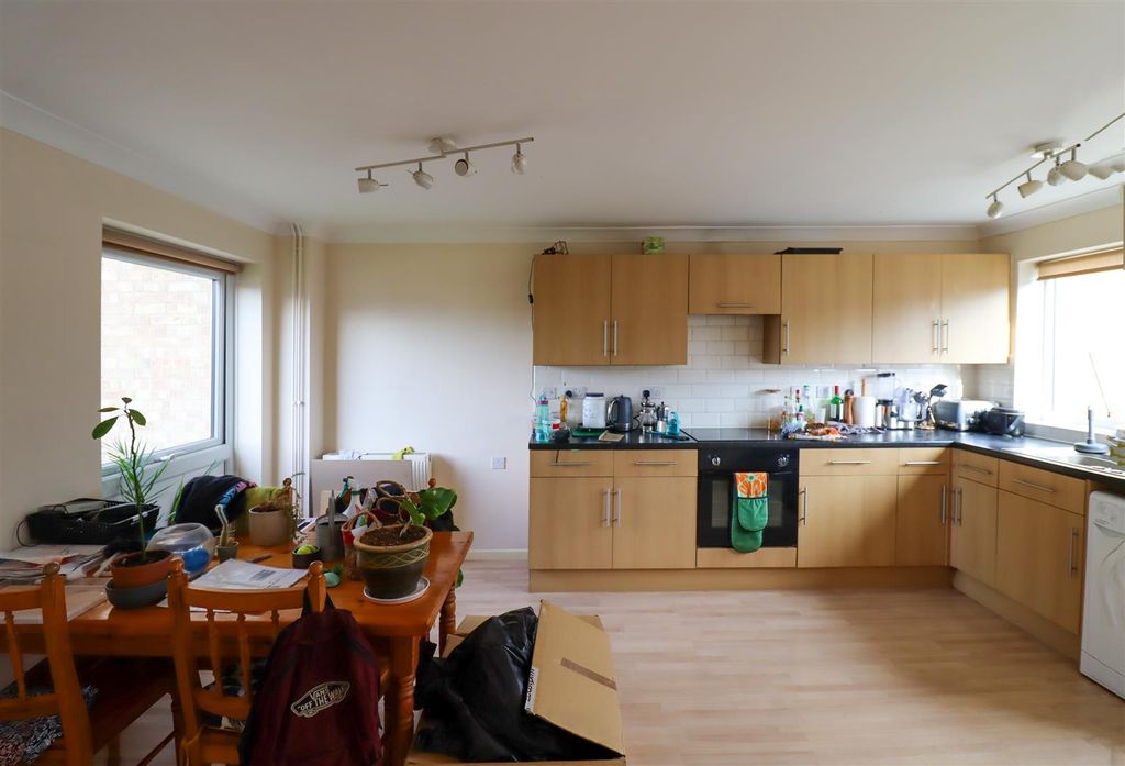 Property photo 3 of 9 Img_3902.Jpg