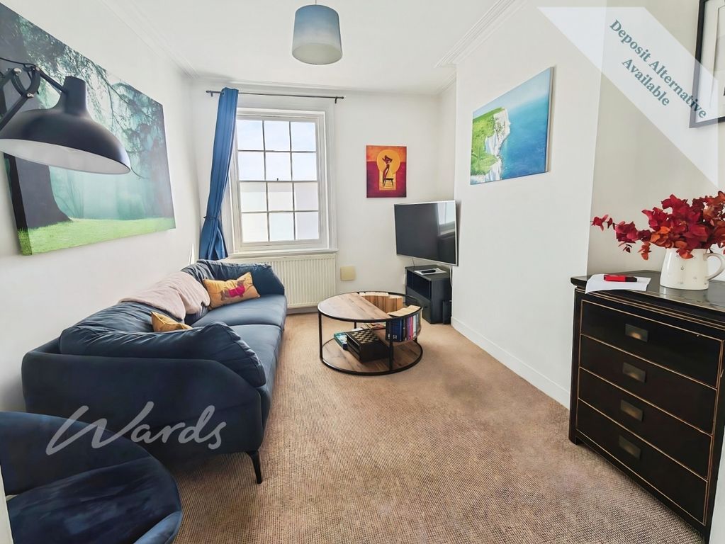 Property photo 2 of 10 Living