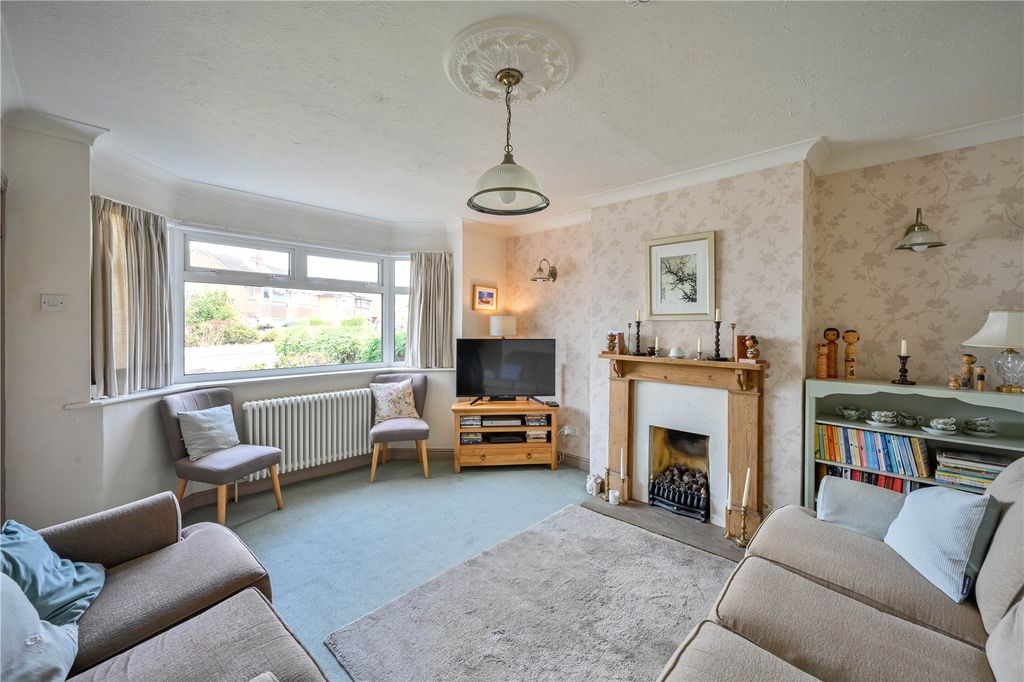 Property photo 2 of 23 Picture No. 24
