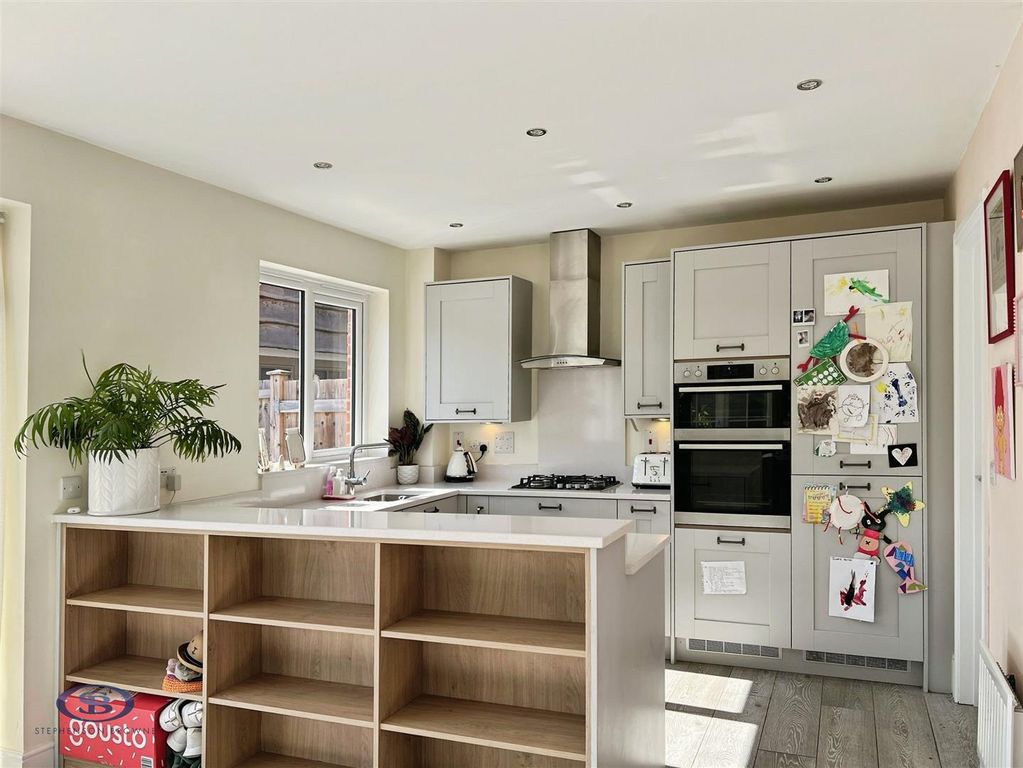 Property photo 2 of 30 Cf8Eda7d-Img_7166.Jpg