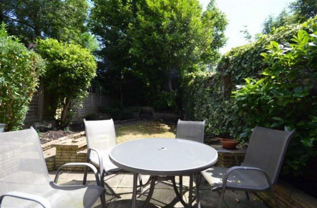 Property photo 3 of 10 Property-Photo-1084