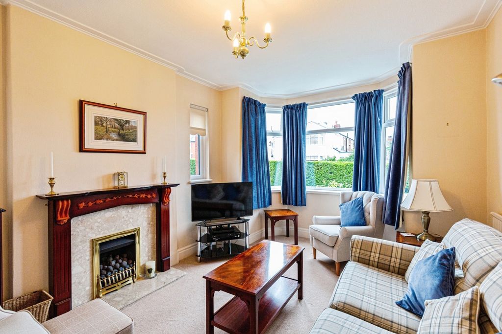 Property photo 2 of 25 Pbox-Img.Jpg