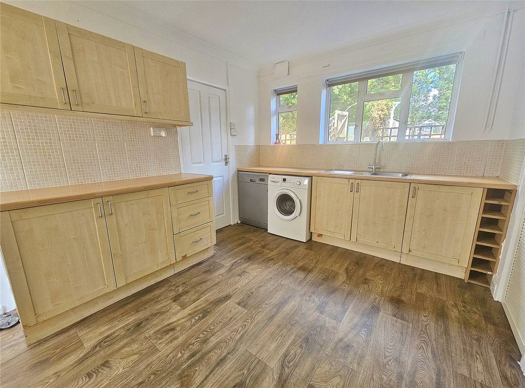 Property photo 3 of 10 Picture No. 07