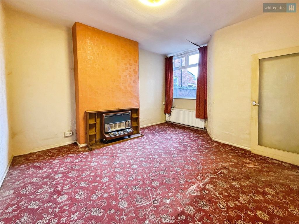 Property photo 3 of 12 Picture No. 11