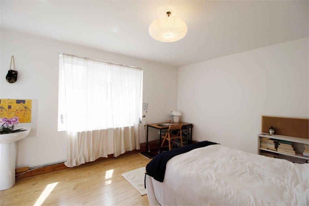 Property photo 3 of 14 Photo 3